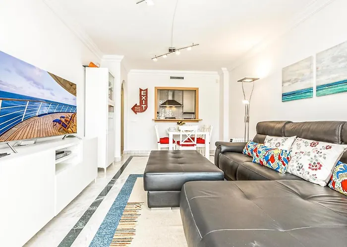 1 Bedroom Cozy Apartment In Marbella