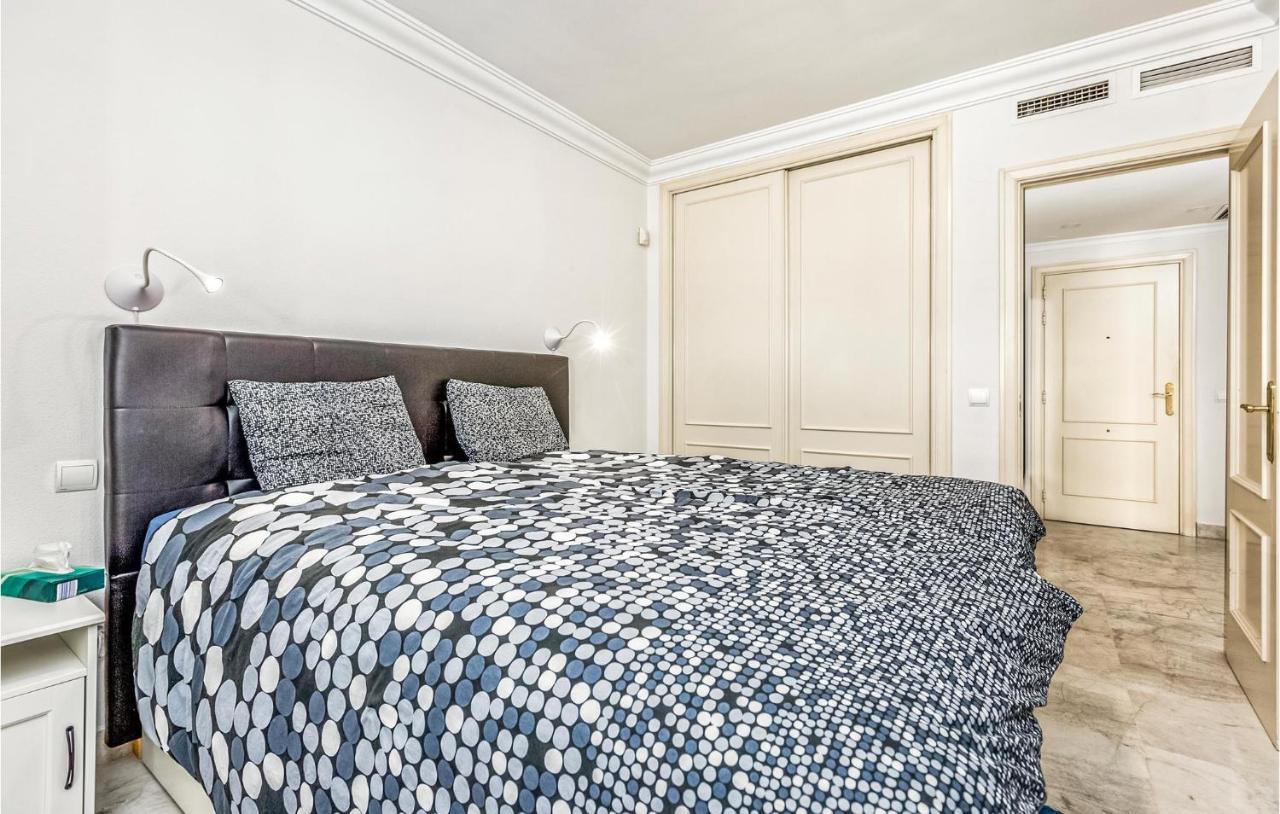 Apartment 1 Bedroom Cozy In Marbella
